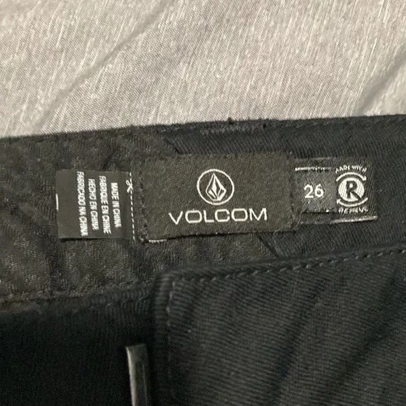 Volcom short - Picture 2 of 5